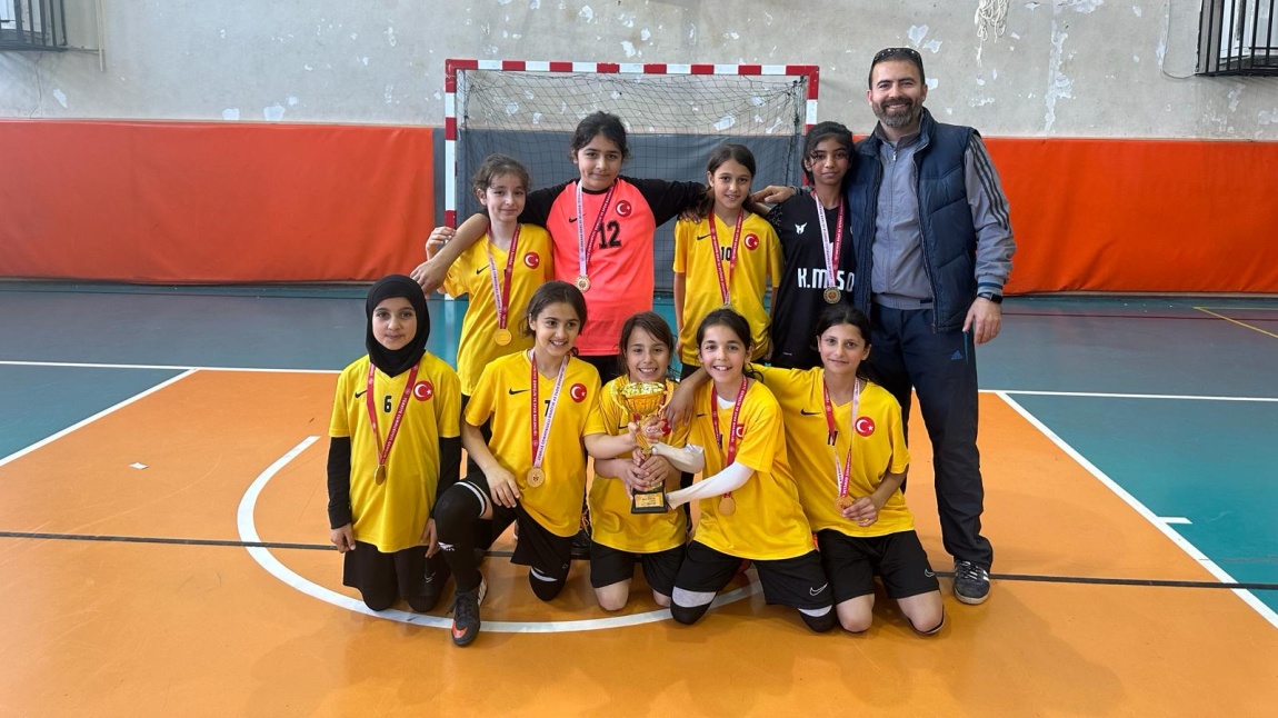 Antalya Küçük Kızlar Futsal Turnuvası İl Birinciliği